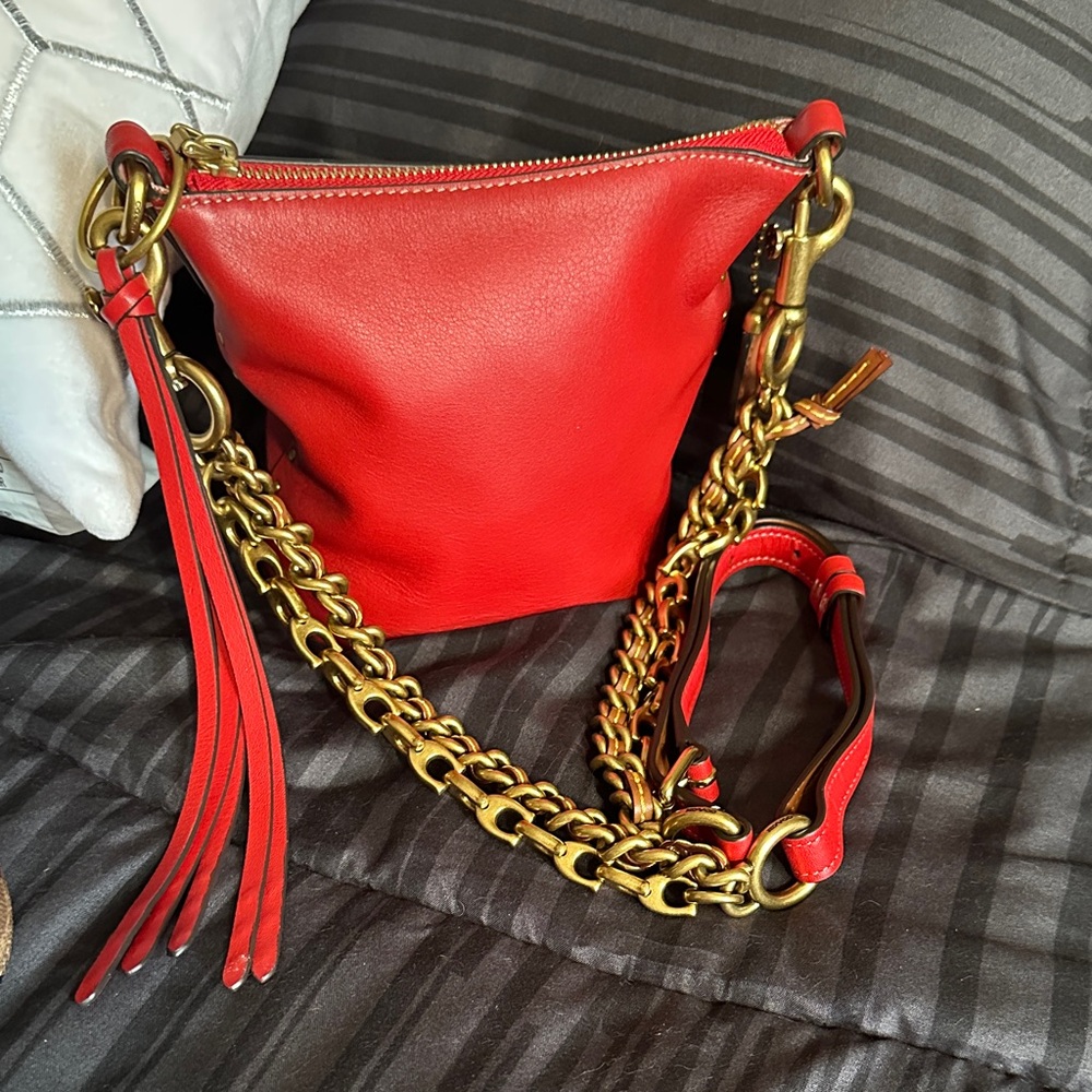 Red Leather Women's Bag with Chain Strap - Picture 2 of 11